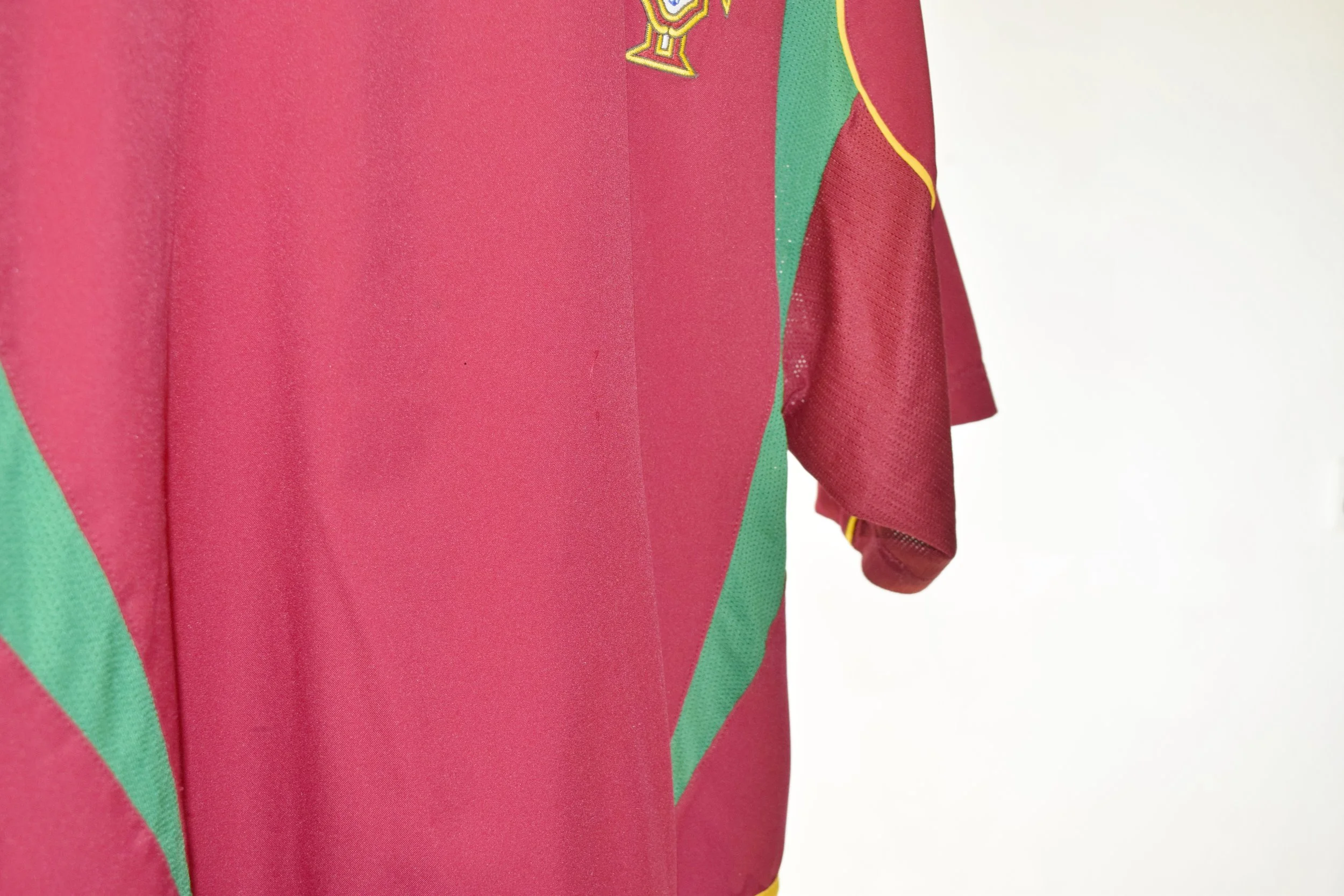 Portugal 2002 Football Shirt — Headlock Vintage